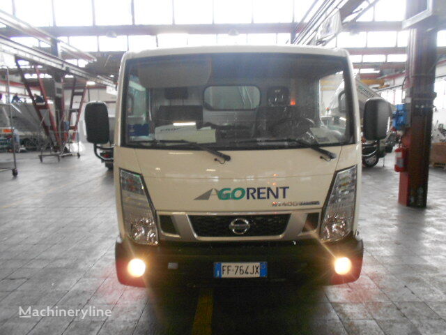 компактор Nissan NT400 35.12